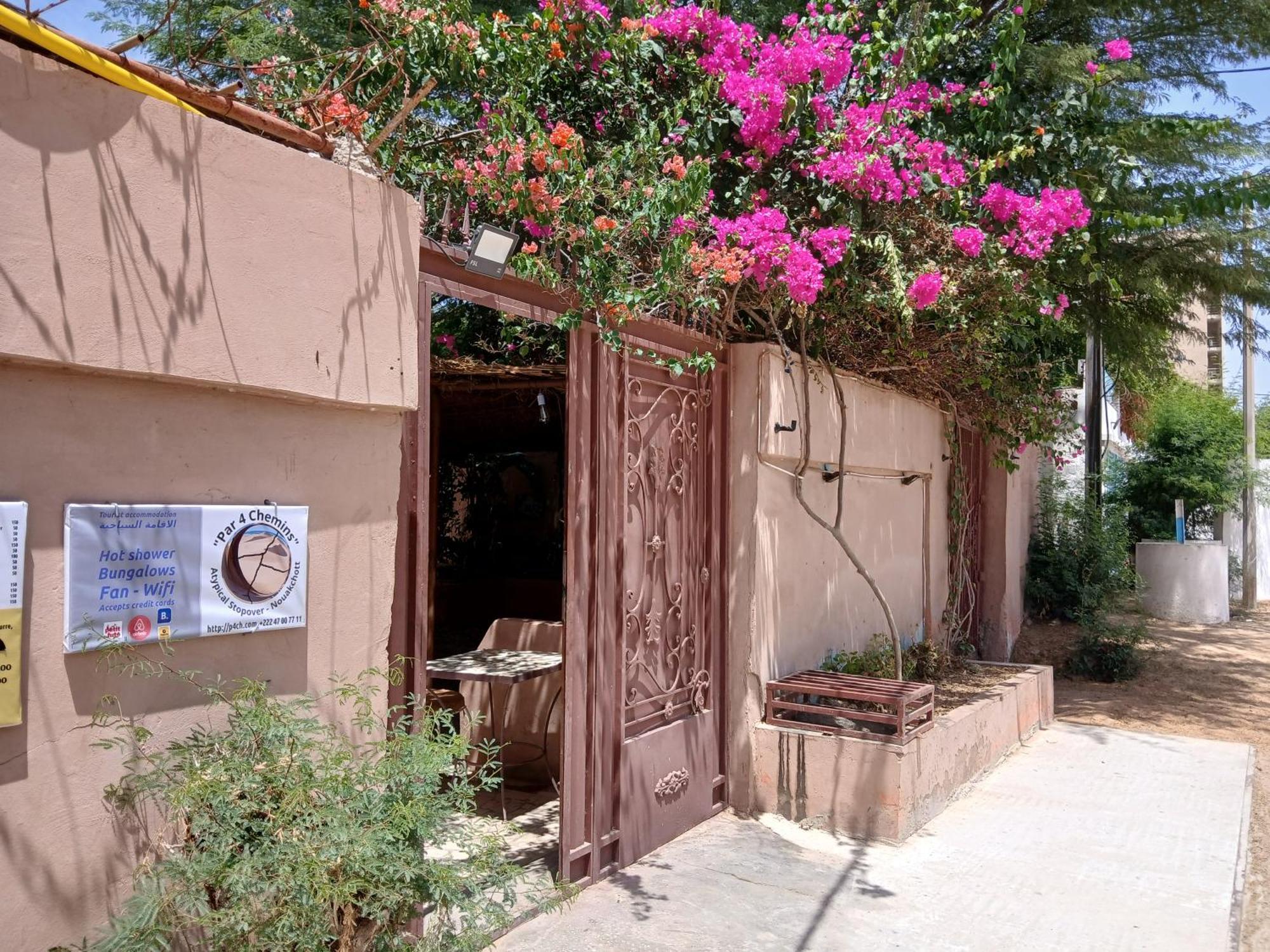 "Par 4 Chemins" - Atypical Stopover Νουακσότ Εξωτερικό φωτογραφία
