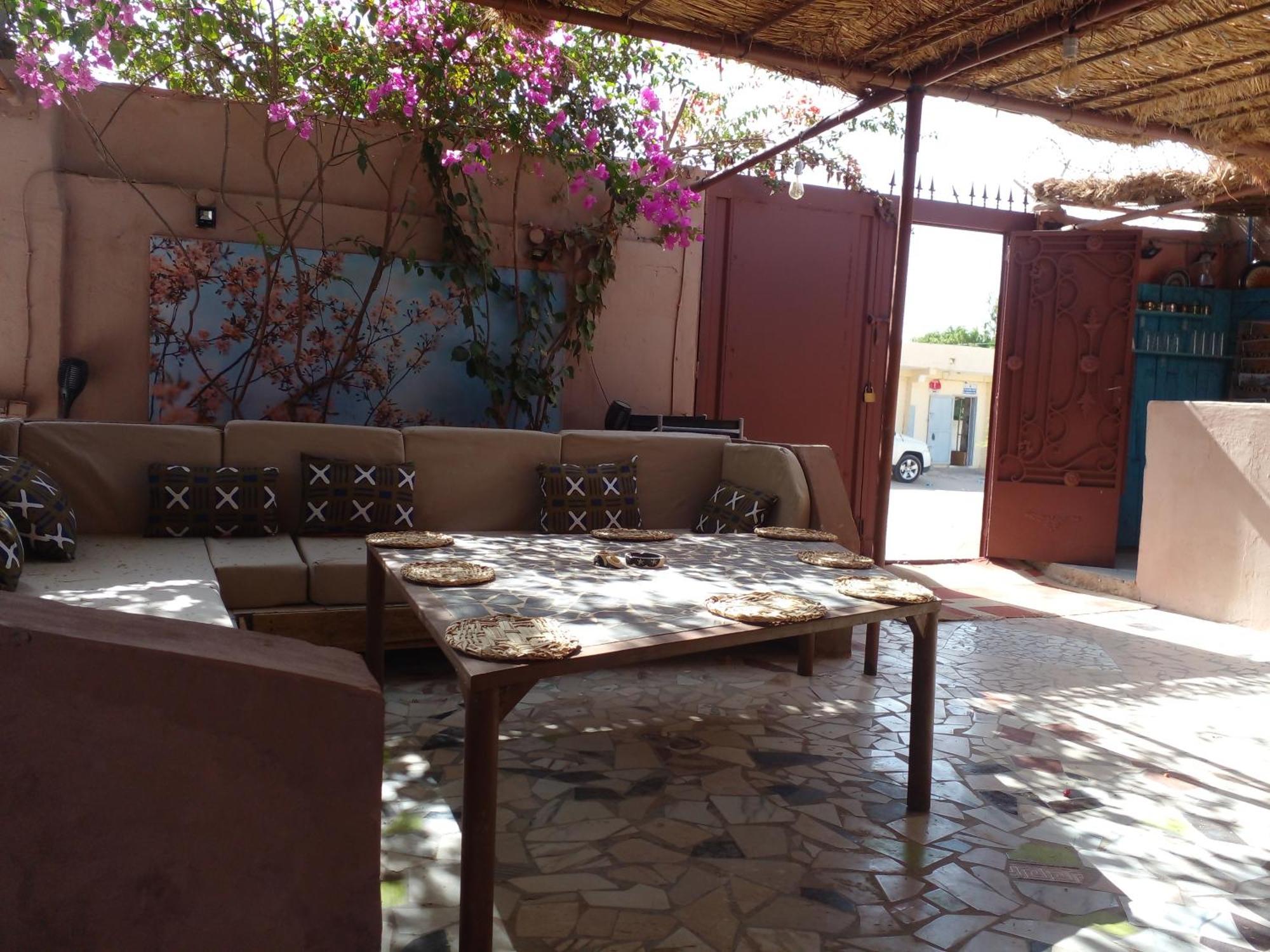 "Par 4 Chemins" - Atypical Stopover Νουακσότ Εξωτερικό φωτογραφία
